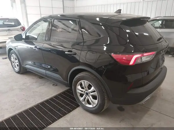 1FMCU0F63NUB53044 — 2022 Ford Escape, фото 3 с аукциона IAAI 07.10.2026, Естественный износ