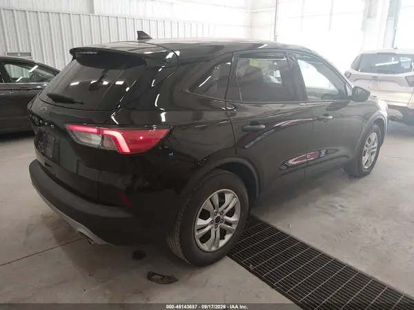 1FMCU0F63NUB53044 — 2022 Ford Escape, фото 4 с аукциона IAAI 07.10.2026, Естественный износ