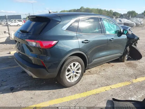 1FMCU9G63NUB22671 — 2022 Ford Escape, фото 4 с аукциона IAAI, Передняя часть справа