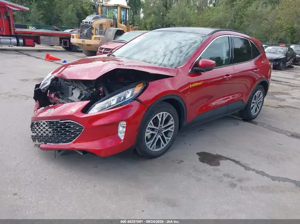 1FMCU0H67NUB93043 — 2022 Ford Escape, фото 2 с аукциона IAAI, Передняя часть