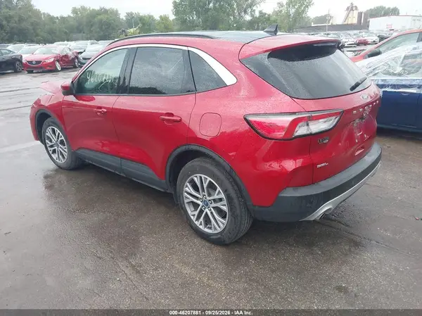 1FMCU0H67NUB93043 — 2022 Ford Escape, фото 3 с аукциона IAAI, Передняя часть