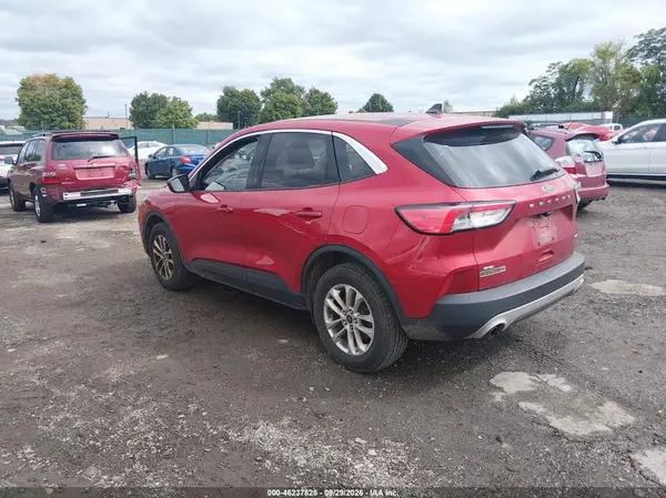 1FMCU9G65NUA13127 — 2022 Ford Escape, фото 3 с аукциона IAAI, Естественный износ