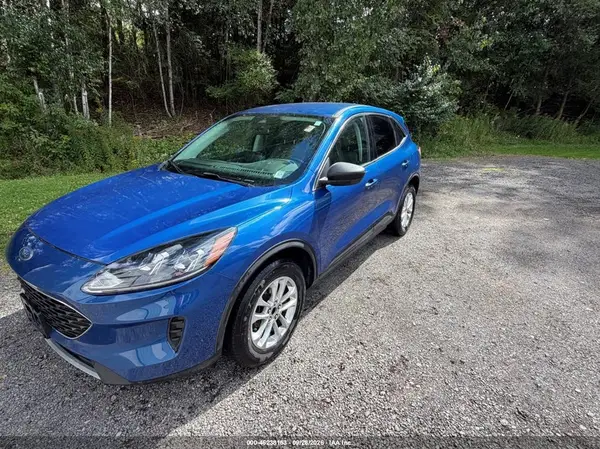 1FMCU9G68NUB10242 — 2022 Ford Escape, фото 2 с аукциона IAAI 08.10.2026, Естественный износ