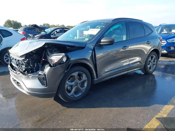 1FMCU0MN1PUB31508 — 2023 Ford Escape, фото 2 с аукциона IAAI, Передняя часть