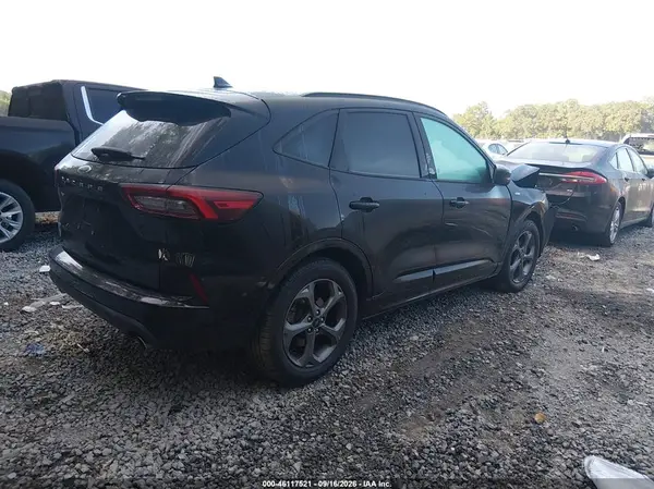 1FMCU0MN5PUA06138 — 2023 Ford Escape, фото 4 с аукциона IAAI, Передняя часть справа