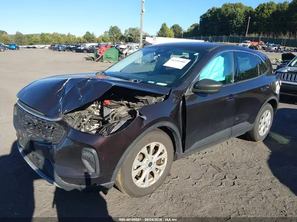 1FMCU0GN3PUA94876 — 2023 Ford Escape, фото 2 с аукциона IAAI, Передняя часть слева