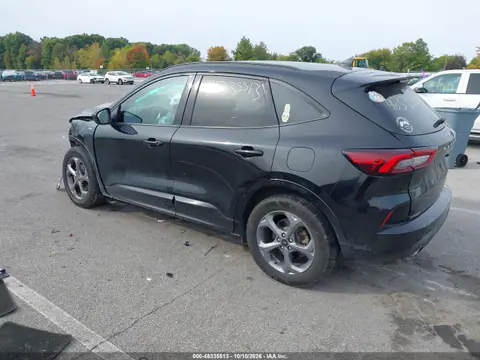 2023 Ford Escape St-Line VIN 1FMCU9MN8PUA55659 фото 3