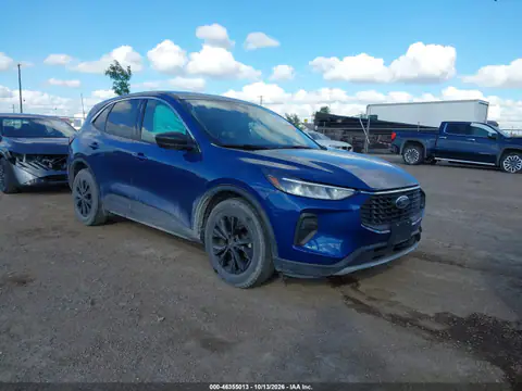 2023 Ford Escape Active VIN 1FMCU0GN3PUA64972 фото 2