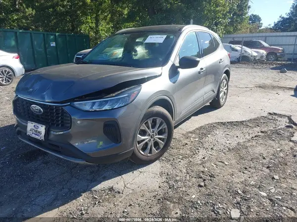 1FMCU0GN3SUA17904 — 2025 Ford Escape, фото 2 с аукциона IAAI, Передняя часть слева