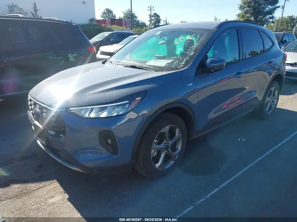 1FMCU9NA1SUB45174 — 2025 Ford Escape, фото 2 с аукциона IAAI 12.10.2026, Правый бок