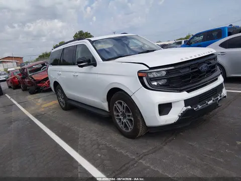 1FMJU1J84SEA08526 — 2025 Ford Expedition Active, Передняя часть (Front End), фото до ремонта