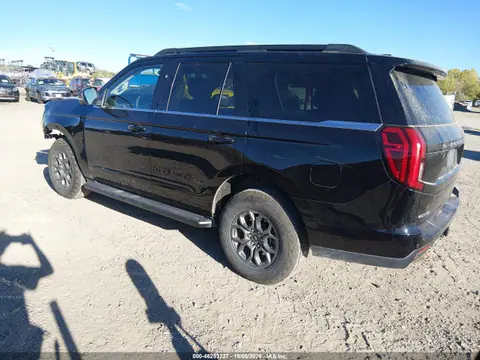 2026 Ford Expedition Active VIN 1FMJU1H82TEA09200 фото 3