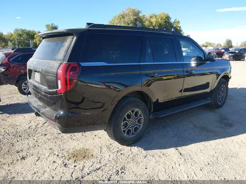 2026 Ford Expedition Active VIN 1FMJU1H82TEA09200 фото 4