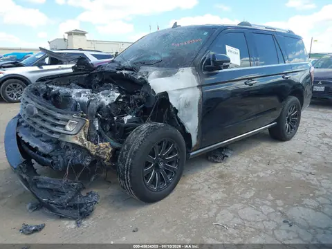 2018 Ford Expedition Limited VIN 1FMJU1KT7JEA68057 фото 2