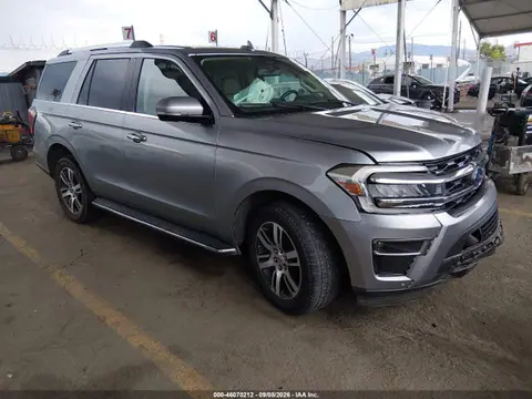 1FMJU2A86PEA07486 — 2023 Ford Expedition Limited, Передняя часть слева (Left Front), фото до ремонта