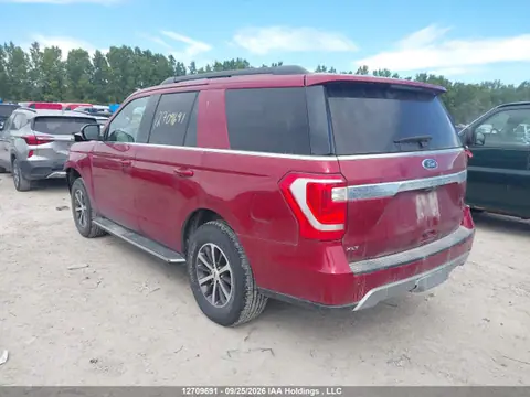 2019 Ford Expedition Xlt VIN 1FMJU1JT6KEA77691 фото 3