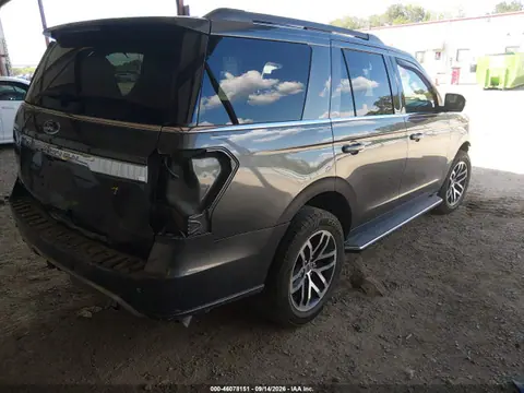 2020 Ford Expedition Xlt VIN 1FMJU1HT5LEA26982 фото 4