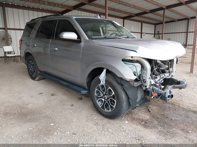 2024 Ford Expedition Xlt VIN 1FMJU1J86REA37021 фото 1