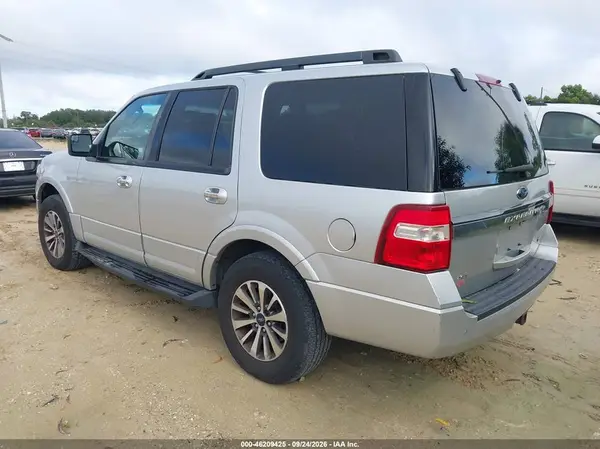 1FMJU1JT0GEF53084 — 2016 Ford Expedition, фото 3 с аукциона IAAI 13.10.2026, Естественный износ