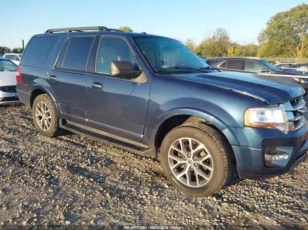 1FMJU1JT7HEA77322 — 2017 Ford Expedition, Передняя часть (Front End), фото до ремонта