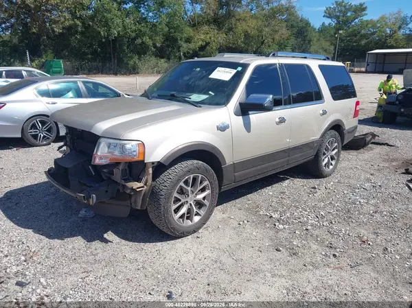 1FMJU1HTXHEA23731 — 2017 Ford Expedition, фото 2 с аукциона IAAI, Передняя часть