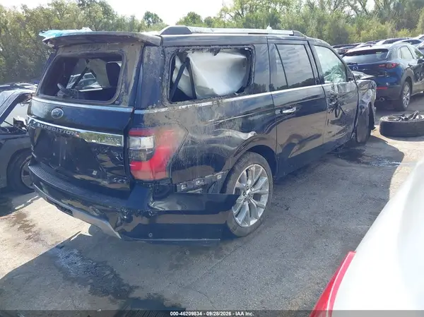 1FMJK2AT6JEA41235 — 2018 Ford Expedition, фото 4 с аукциона IAAI, Повреждения со всех сторон