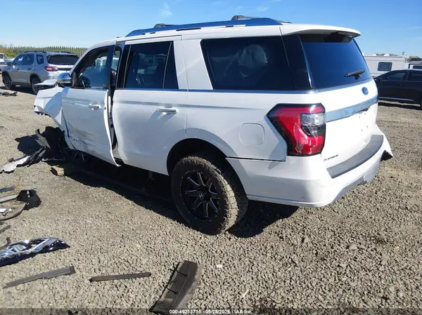 1FMJU1MTXJEA07699 — 2018 Ford Expedition, фото 3 с аукциона IAAI, Передняя часть