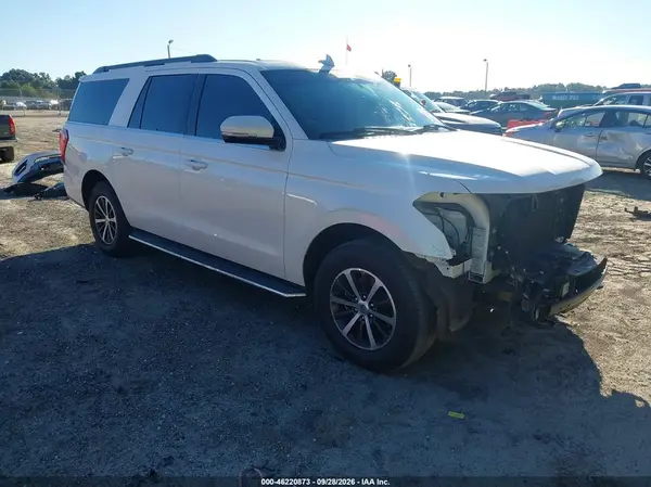 1FMJK1JTXJEA27476 — 2018 Ford Expedition, Передняя часть (Front End), фото до ремонта