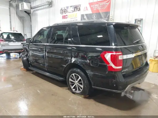 1FMJU1JT3KEA43997 — 2019 Ford Expedition, фото 3 с аукциона IAAI, Левый бок