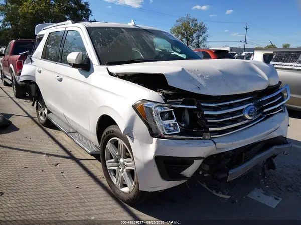 1FMJU1HT1KEA79564 — 2019 Ford Expedition, Задняя часть (Rear), фото до ремонта