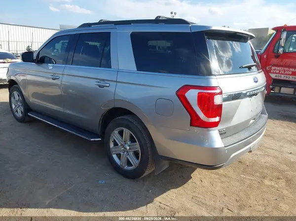 1FMJU1HT6LEA98614 — 2020 Ford Expedition, фото 3 с аукциона IAAI, Передняя часть