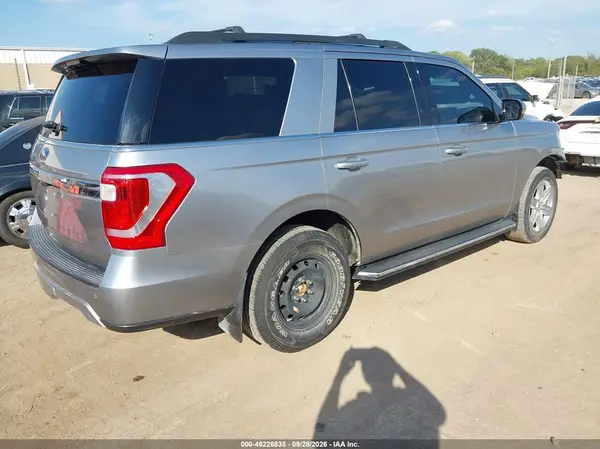1FMJU1HT6LEA98614 — 2020 Ford Expedition, фото 4 с аукциона IAAI, Передняя часть