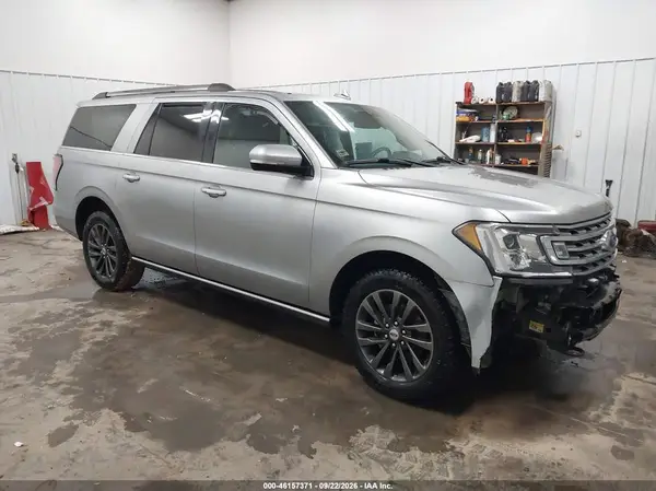 1FMJK2AT8MEA08192 — 2021 Ford Expedition, Передняя часть (Front End), фото до ремонта