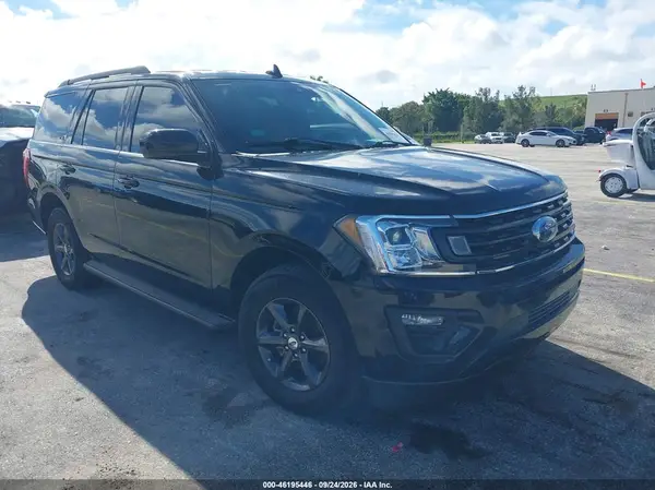 1FMJU1FT8MEA78854 — 2021 Ford Expedition, Естественный износ (Normal Wear & Tear), фото до ремонта