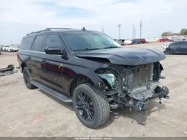 1FMJK1JT9NEA28804 — 2022 Ford Expedition, Передняя часть (Front & Rear), фото до ремонта