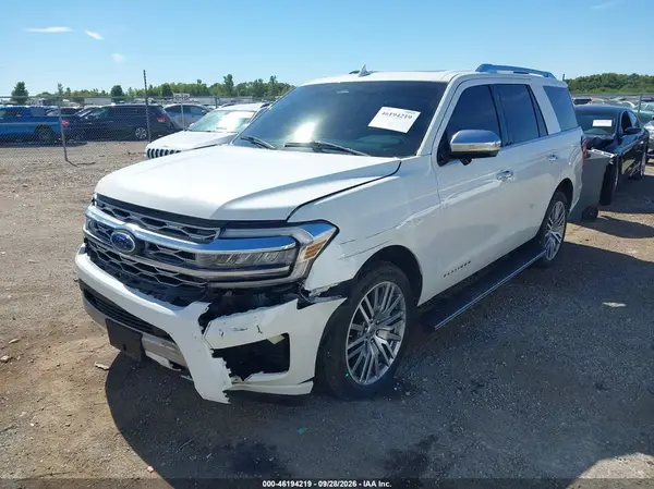 1FMJU1M87PEA33522 — 2023 Ford Expedition, фото 2 с аукциона IAAI, Передняя часть слева
