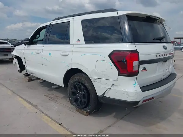 1FMJU1RGXREA14403 — 2024 Ford Expedition, фото 3 с аукциона IAAI, Левый бок