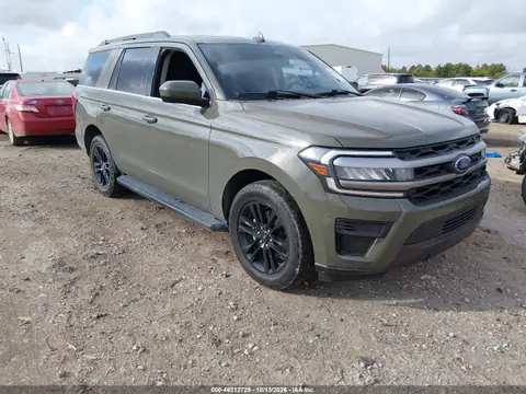 1FMJU1H82REA14406 — 2024 Ford Expedition, Повреждения со всех сторон, фото до ремонта