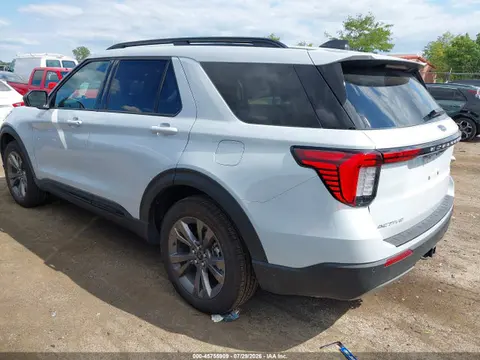 2026 Ford Explorer Active VIN 1FMUK8DH5TGB49649 фото 3