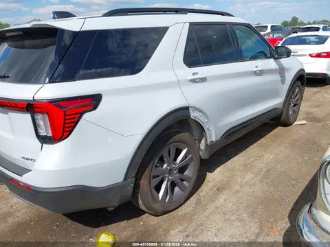 2026 Ford Explorer Active VIN 1FMUK8DH5TGB49649 фото 4