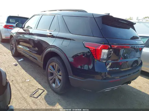 2026 Ford Explorer Active VIN 1FMUK8DH4TGA98645 фото 3