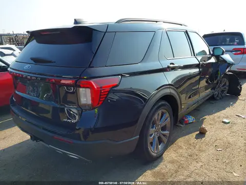 2026 Ford Explorer Active VIN 1FMUK8DH4TGA98645 фото 4