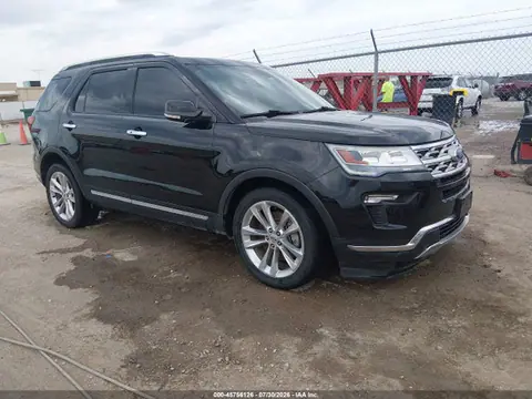 1FM5K7F87JGA19025 — 2018 Ford Explorer Limited, Передняя часть слева (Left Front), фото до ремонта