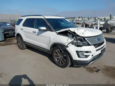 1FM5K8HT2GGC47823 — 2016 Ford Explorer Platinum, Передняя часть (Front End), фото до ремонта