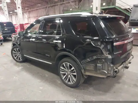 2017 Ford Explorer Platinum VIN 1FM5K8HT7HGD21884 фото 3
