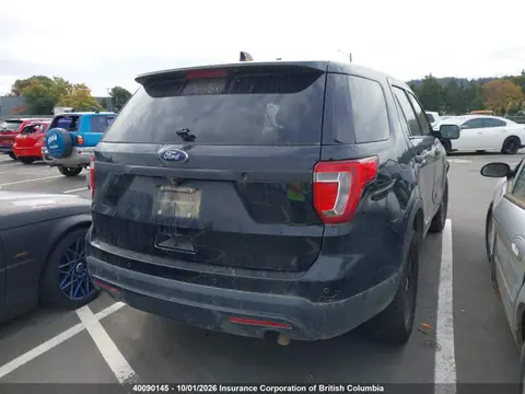 2017 Ford Explorer Police Interceptor VIN 1FM5K8ARXHGC10583 фото 4