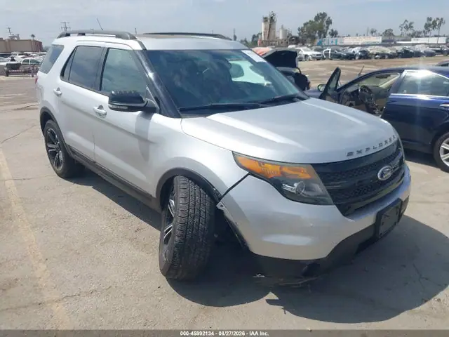 1FM5K8GT4FGA87640 — 2015 Ford Explorer Sport, Передняя часть справа (Right Front), фото до ремонта