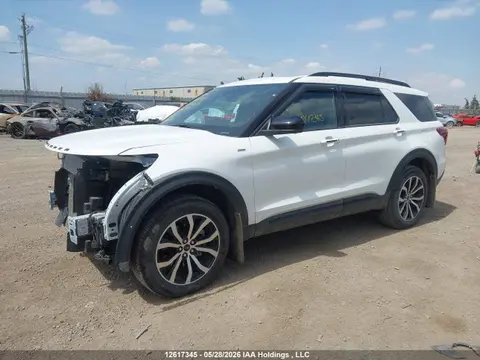 2023 Ford Explorer St-line VIN 1FMSK8KH7PGA47432 фото 2