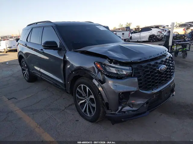 1FMUK7KH9SGB17329 — 2025 Ford Explorer ST-Line, Передняя часть (Front End), фото до ремонта