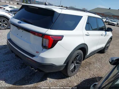 2025 Ford Explorer St VIN 1FMWK8GC4SGC61673 фото 4